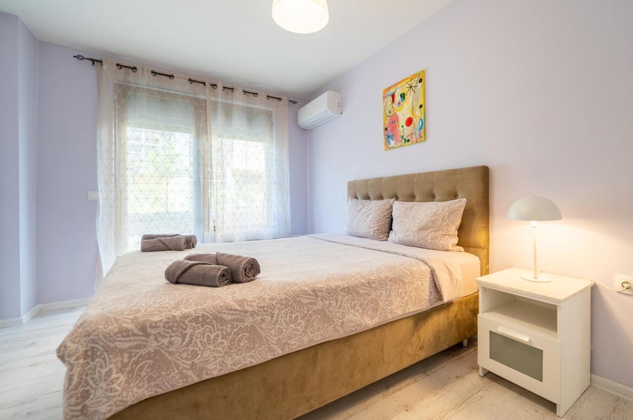 Sunny Apartment In Studentski Grad, Behind Unss Sofia Zewnętrze zdjęcie