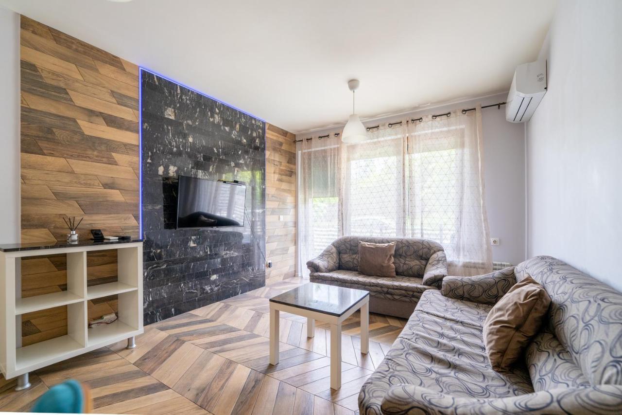 Sunny Apartment In Studentski Grad, Behind Unss Sofia Zewnętrze zdjęcie